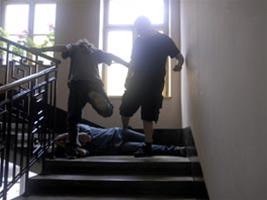Slika PU_SiM/Vijesti/2011/nasilje djeca.jpg